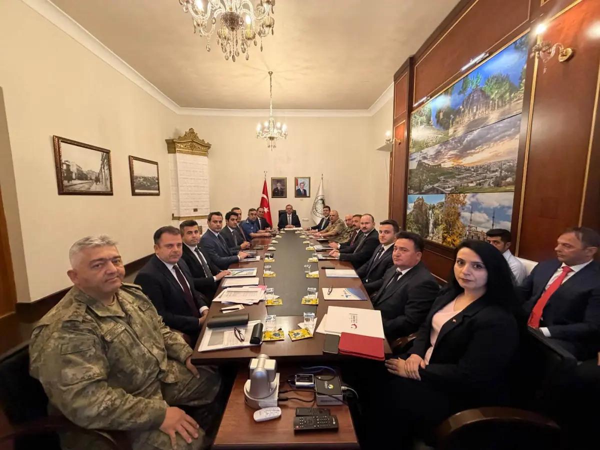 Kars’ta güvenlik ve asayiş tedbirleri değerlendirildi