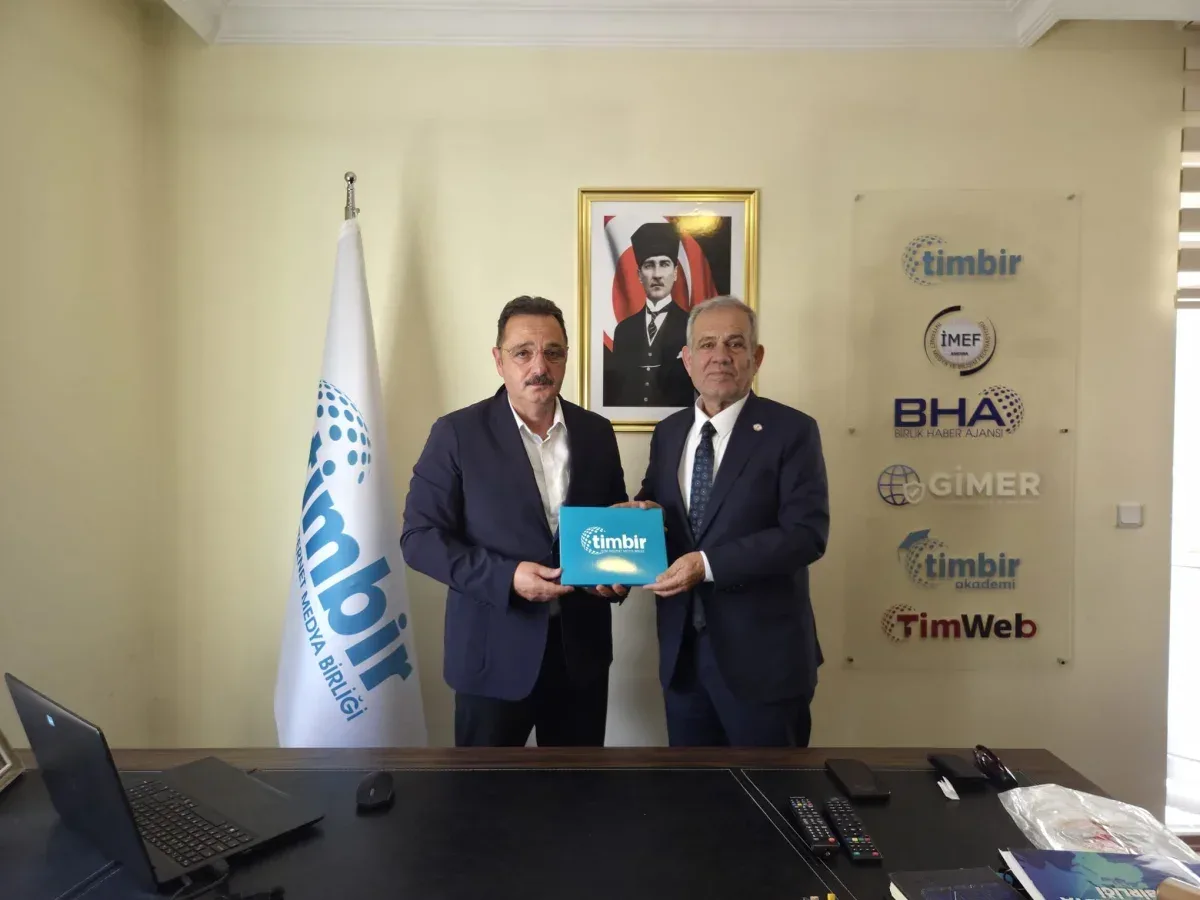 TİMBİR Genel Başkanı Basa’ya Türkiye Gazeteciler Federasyonu Genel Başkanı Karaca'dan ziyaret