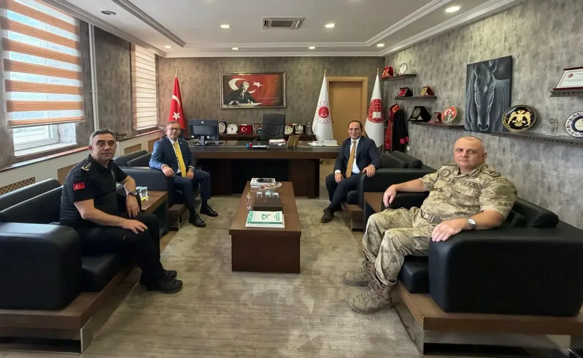 Vali Ziya Polat’tan adli yıl ziyareti
