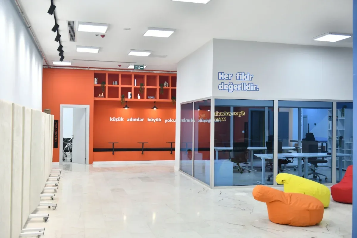 Öğrencilerin yeni ders çalışma adresi: Genç Akademi Mamak