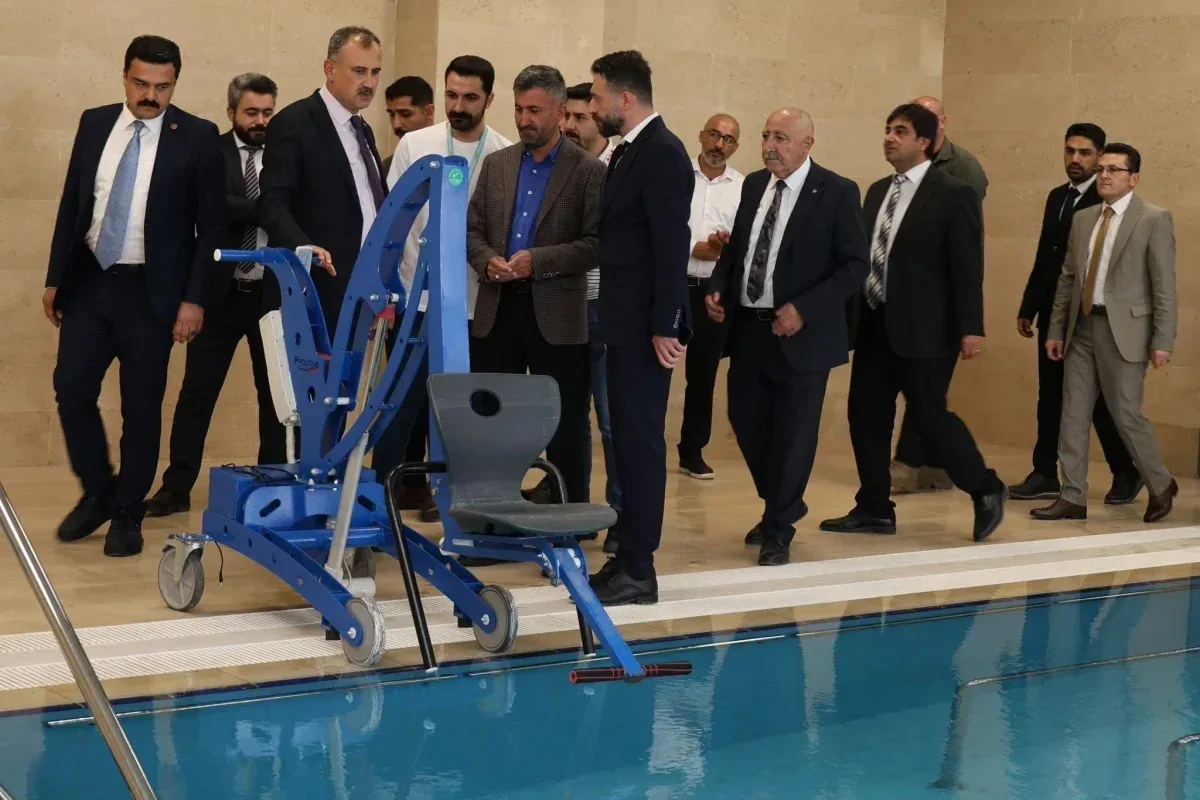 Ağrı'da Karaköse Hastanesi'nde hidroterapi ünitesi hizmete başladı