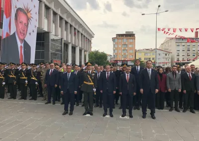 Kars’ta 30 Ağustos Zafer Bayramı Kutlamaları Hava Muhalefeti Engeline Takıldı