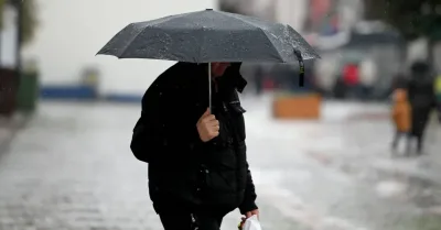 Hava sıcaklıkları düşüyor: Bazı bölgelerde kuvvetli yağış bekleniyor